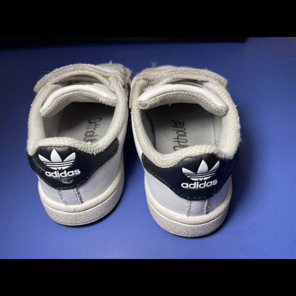 Adidas Black/White Superstar Toddlers SZ 7 Shoes - Picture 6 of 6